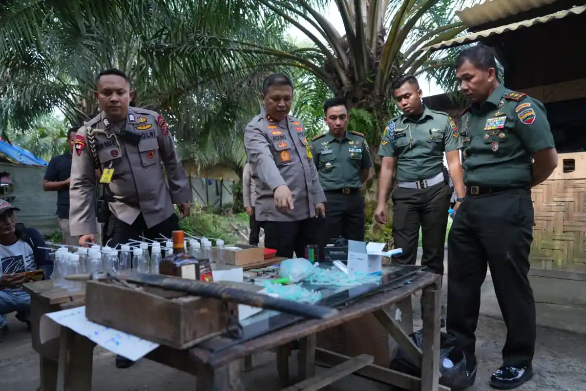 Dipimpin Kapolda Sumut, Pangdam I BB, Kepala BNN Turun Langsung Gerebek Lapak Narkoba Kutalimbaru