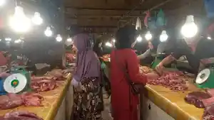 Harga-Daging-Sapi-Naik-di-Kendari-Sulawesi-Tenggara-Diserbu-Ibu-ibu-Jelang-Lebaran-Idulfitri-2023.jpg