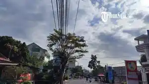 Cuaca-berawan-di-Jalan-Dr-Wahidin-Bumi.jpg