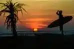 Menikmati Senja di Pantai Lampuuk