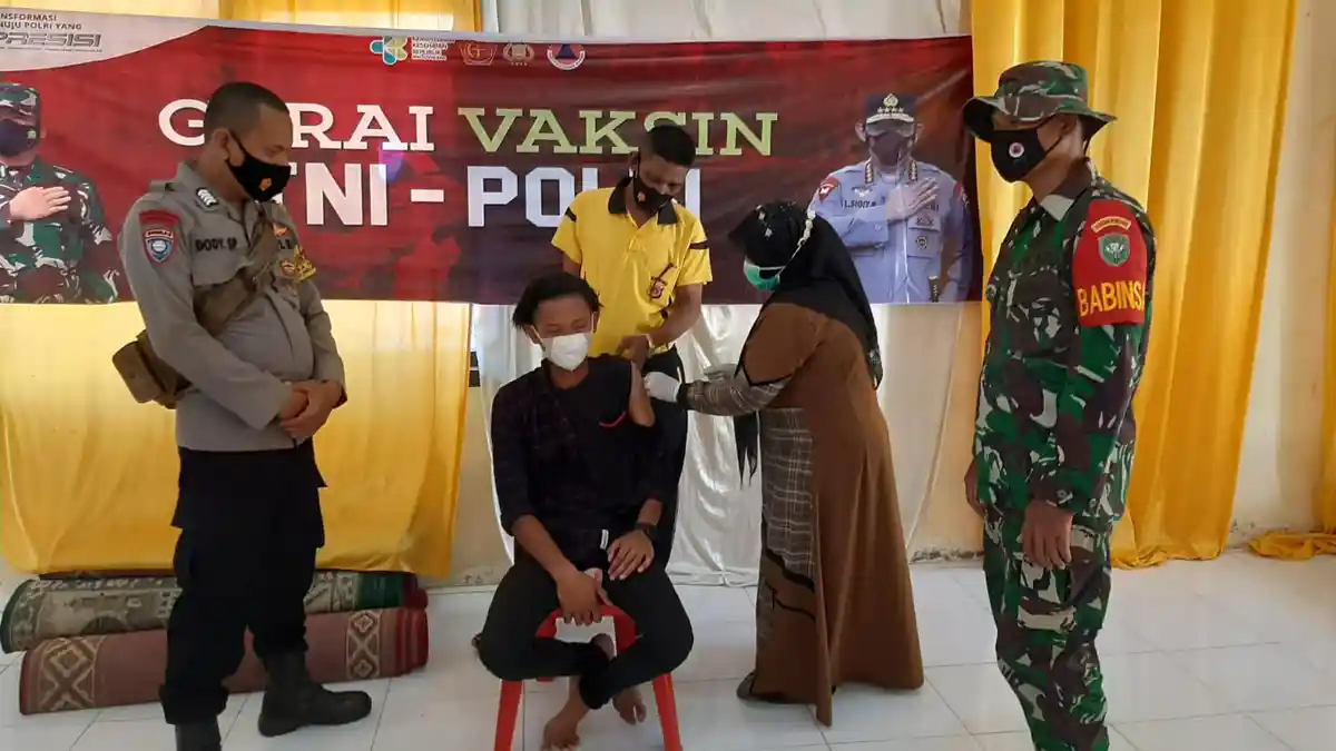 Empat Hari Pelaksanaan Vaksinasi di SMK 4 Mesjid Raya, Aceh Besar, Ini Jumlah yang Divaksin