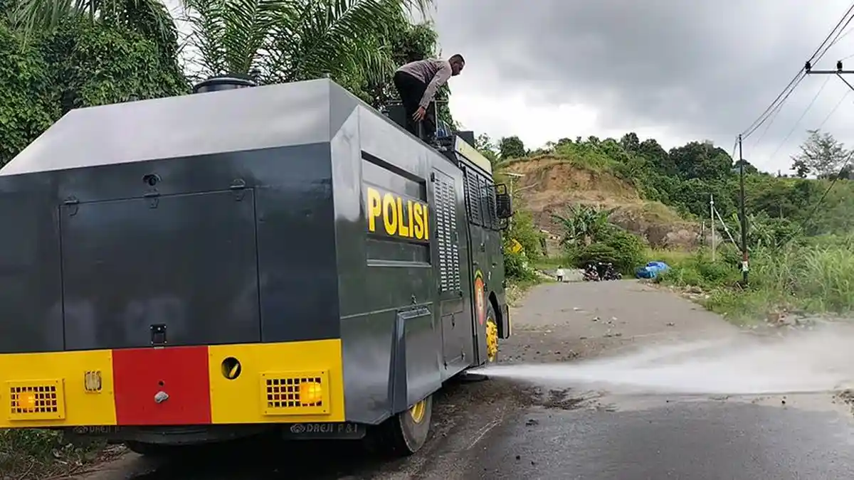Pemalangan Jalan di Maruni Manokwari Dipicu Kasus Pembegalan di Sanggeng