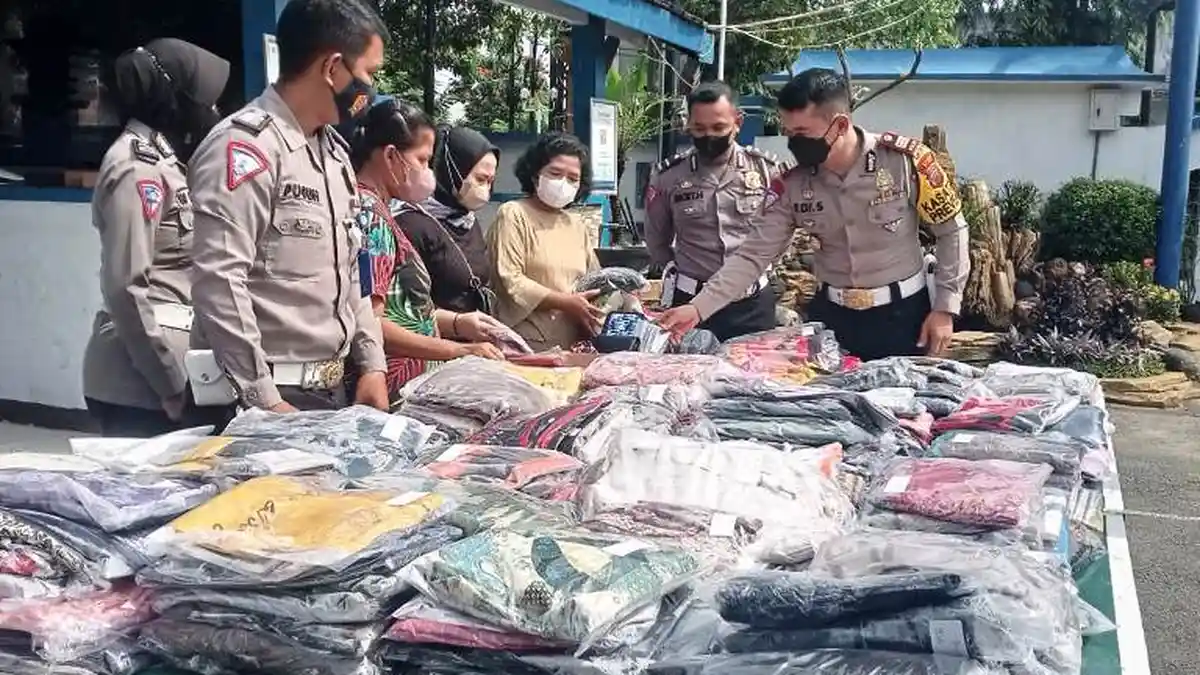 Undang Antusiasme Warga, Polres Blora Gelar Vaksinasi Berhadiah Sembako