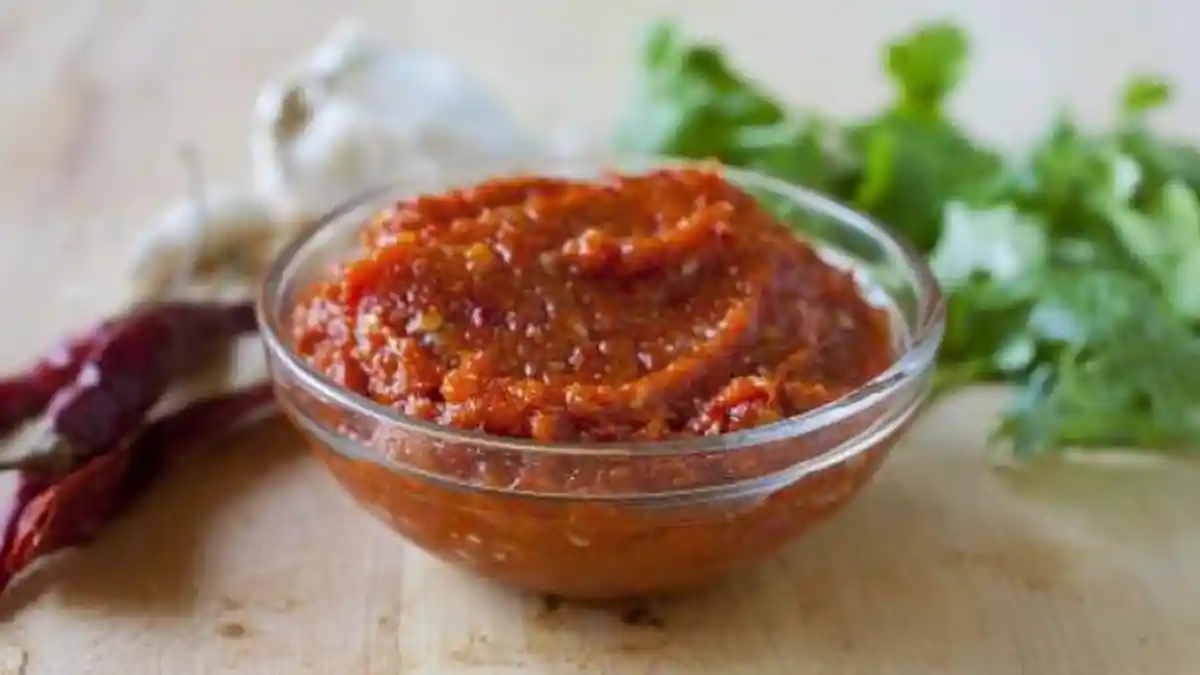 Tak Suka Sambal Blender Karena Terlalu Halus, Begini Cara Membuatnya Seperti Sambal Ulek