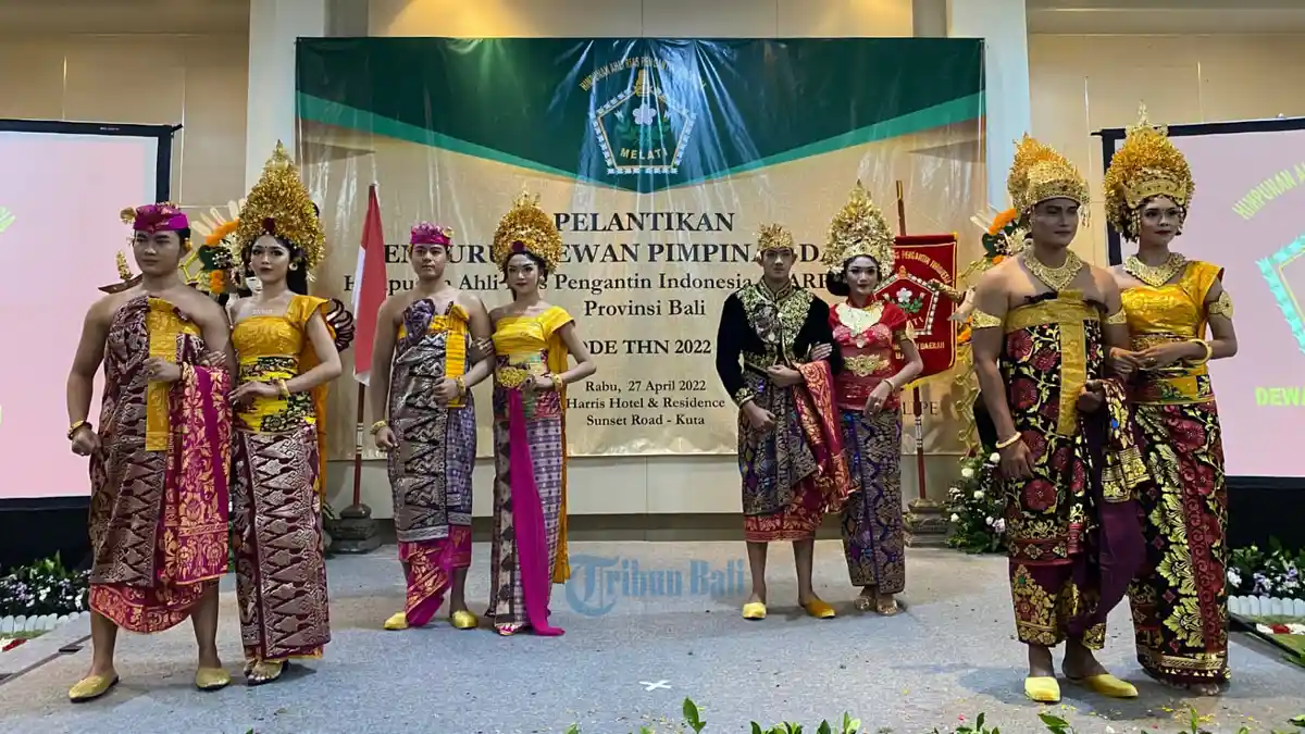 Pelantikan Pengurus HARPI Melati Bali, Diramaikan dengan Parade Pakaian Rias Pengantin
