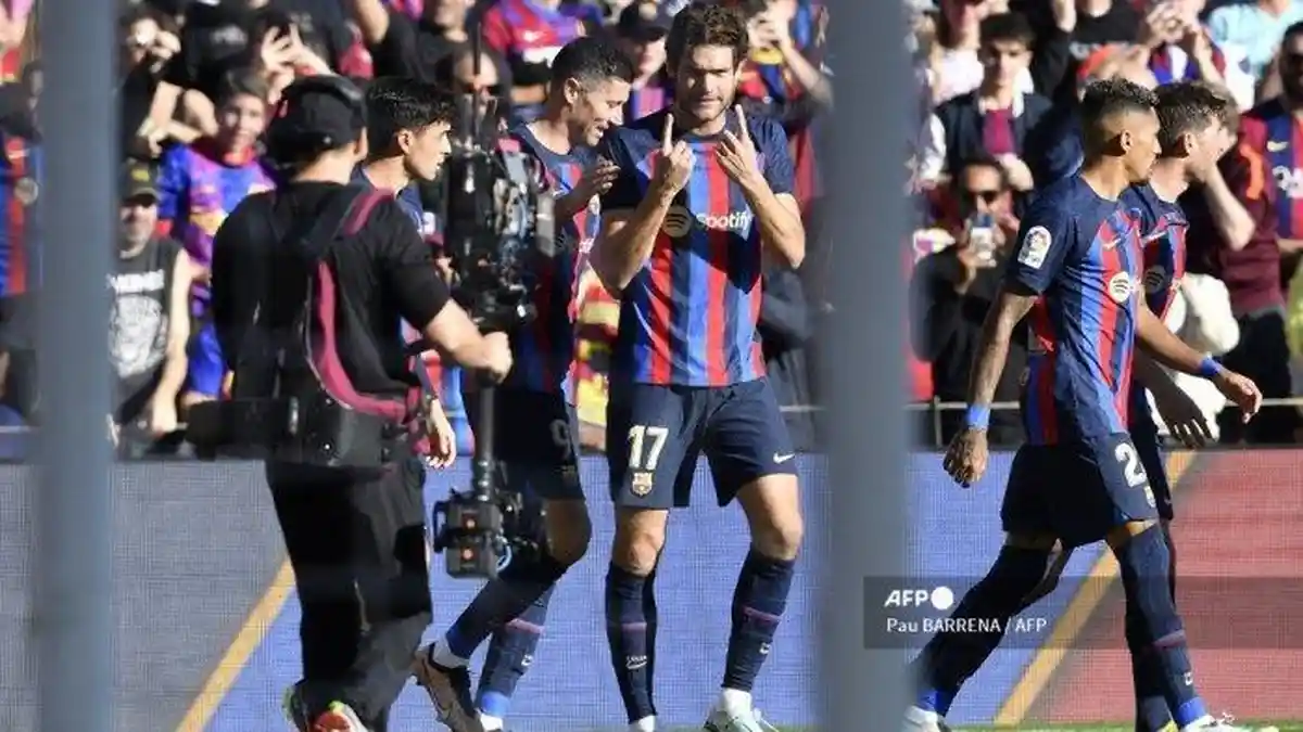 Manchester United Dikabarkan Akan Bajak Marcos Alonso dari Barcelona
