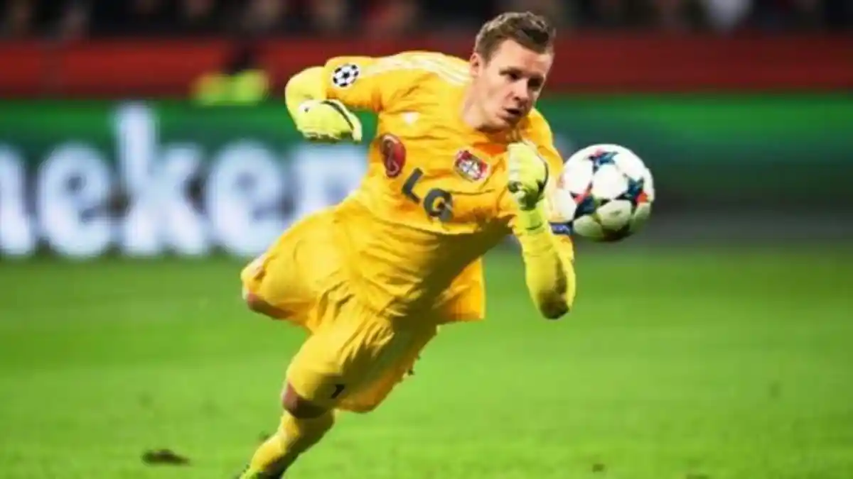 Inter Milan Buru Penggati Samir Handanovic, Kiper Arsenal Bernd Leno Diincar di Bursa Transfer