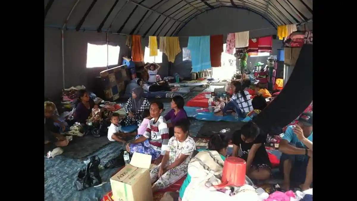 Pengungsi Korban Banjir Masih Kekurangan Air Bersih dan MCK