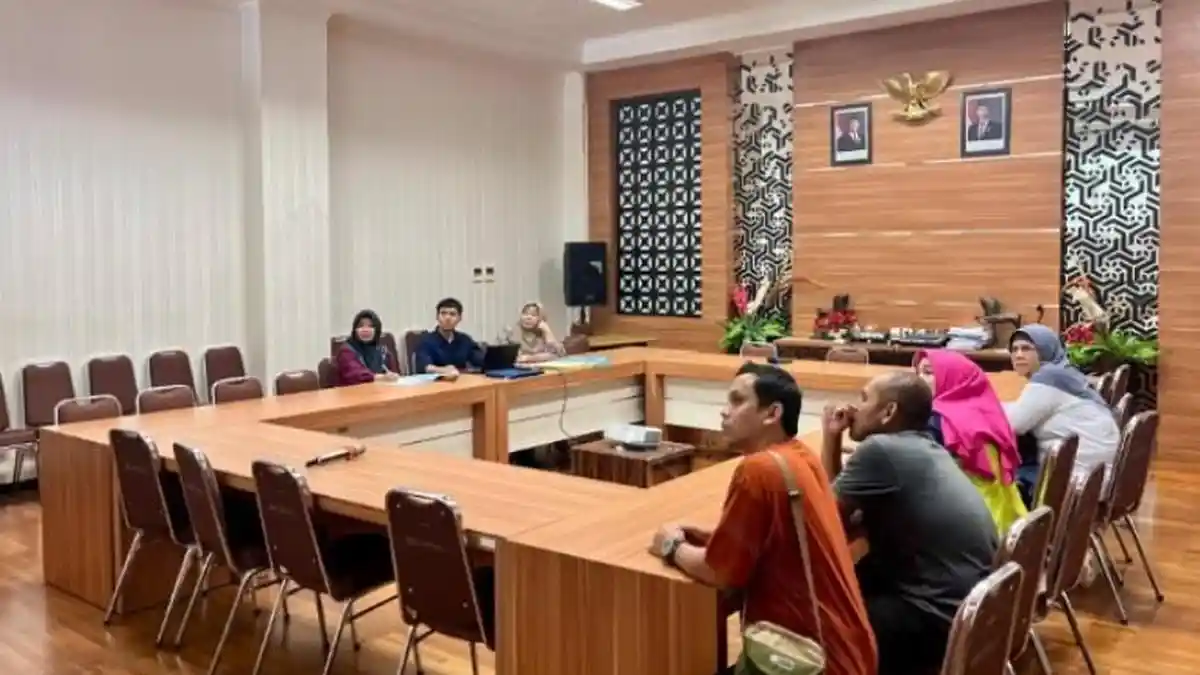 Sekretariat DPRD Batola Terima Kunjungan Dispersip