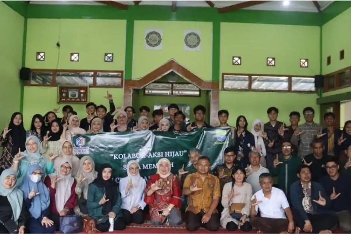 Sinergi Kampus dan Warga: Kolabor-Aksi Hijau, SeTIA Memilah, Bukti Cinta pada Kota Bandung