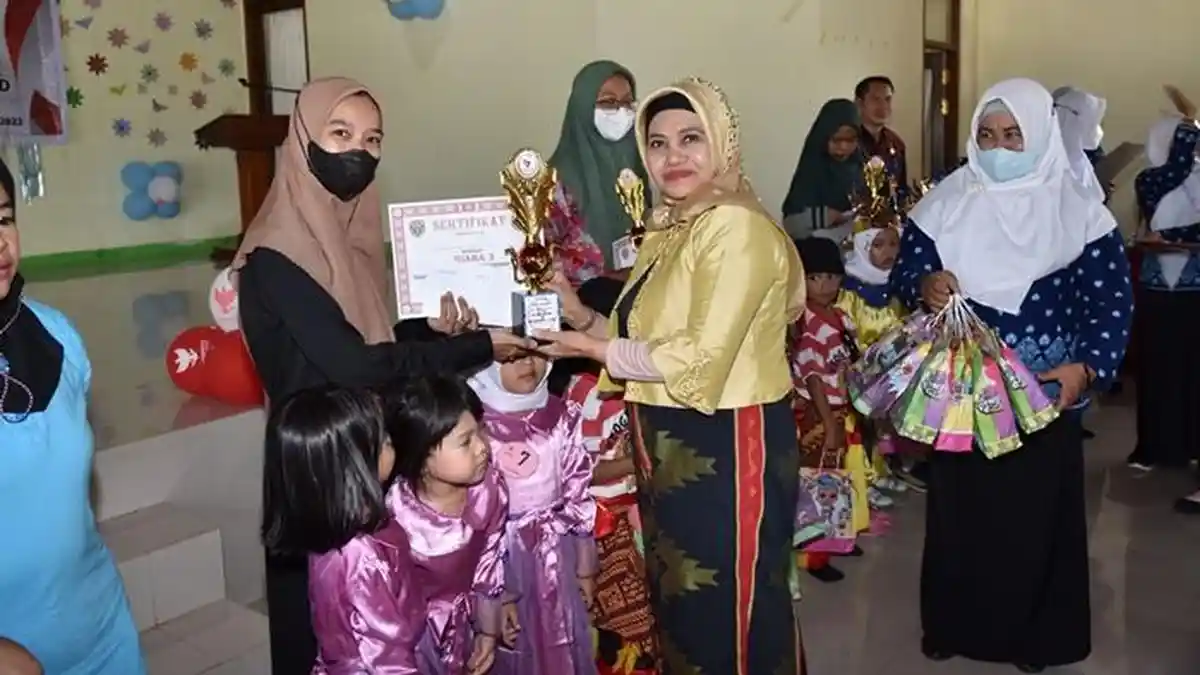 Lewat Berbagai Lomba HUT Himpaudi, Tumbuhkan Percaya Diri Anak dan Cinta Budaya Daerah