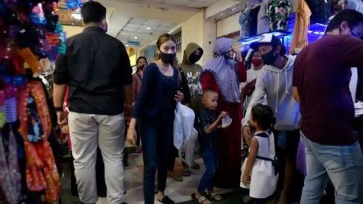 Mal CBD Ciledug Terbukti Langgar Syarat Operasional saat PSBB, Satpol PP Tutup Mal