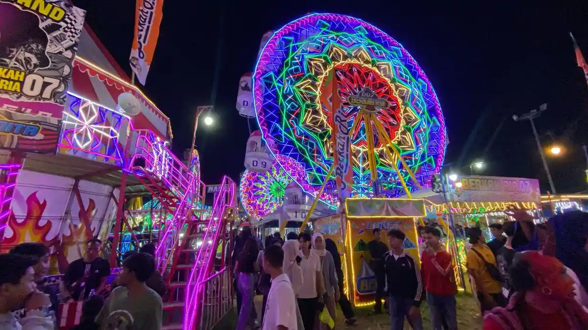 Antusiasme Masyarakat Masih Tinggi, Pasar Malam Ponorogo Diperpanjang