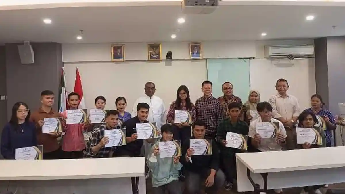 Mahasiswa MTU Terima Beasiswa Prestasi Dan Bantuan Pendidikan dari PT. Mark Dynamics Indonesia Tbk