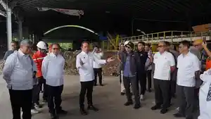 Menteri-LH-Hanif-Faisol-sidak-ke-TPPAS-Lulut-Nambo.jpg