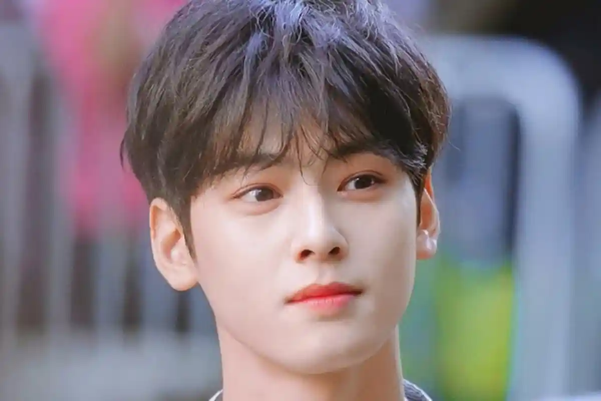 Bantah Dirinya Motae Solo, Cha Eun Woo ASTRO Ungkap Pernah Berpacaran Sekali Selama Hidupnya