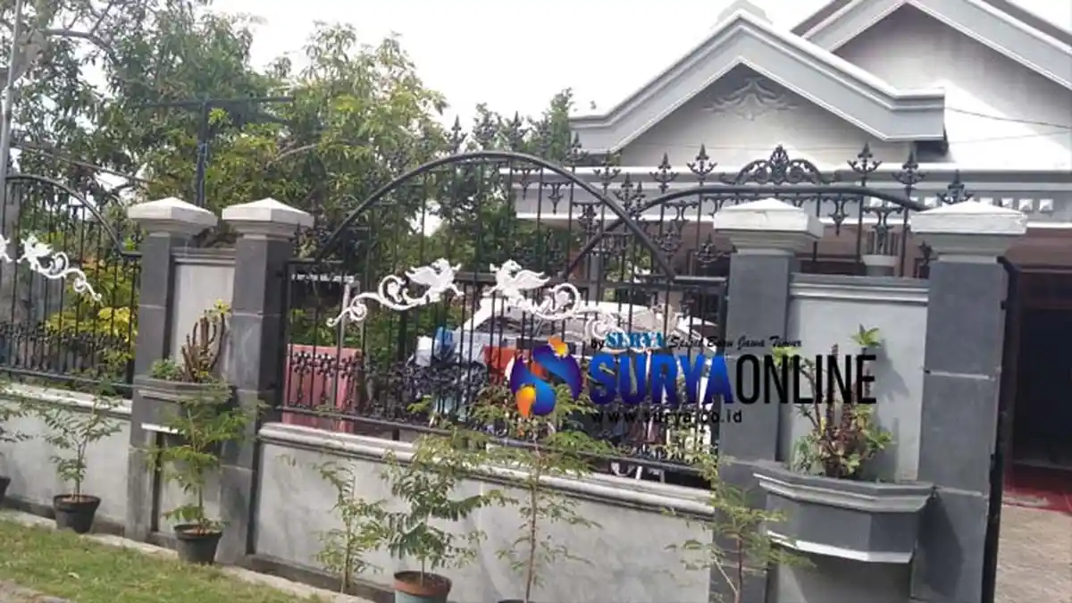 Dirumorkan Pindah ke Persija, Rumah Evan Dimas di Surabaya 'Diteror'