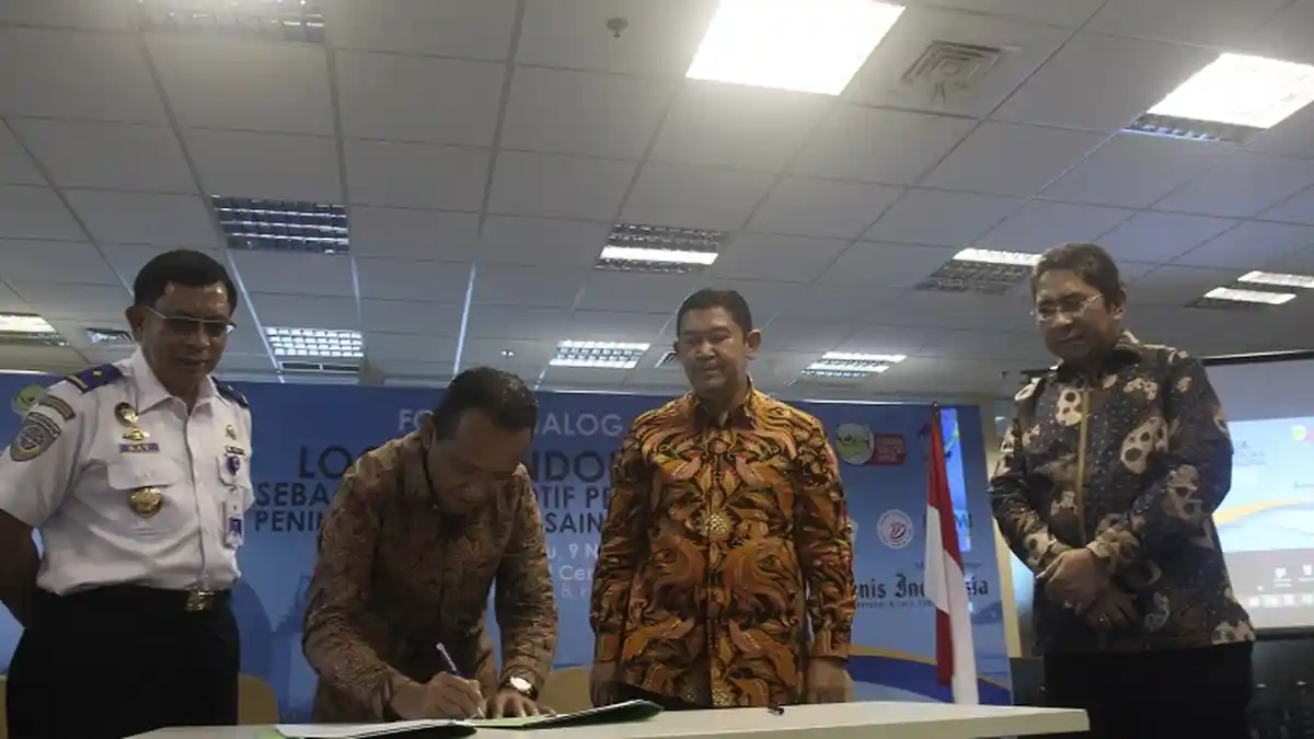Cara BUMN Siasati Tingginya Biaya Logistik di Indonesia