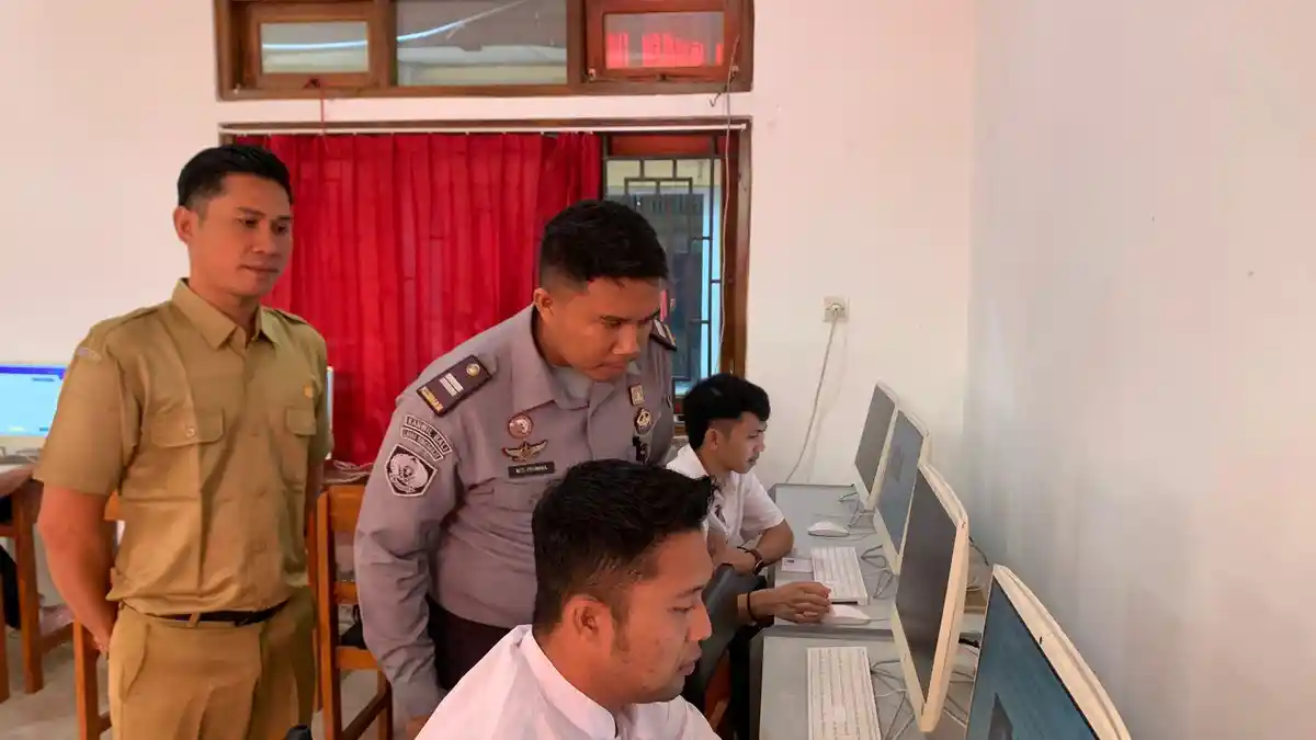 2 Warga Binaan Lapas Kelas IIB Singaraja Ikuti Gladi ANBK Paket C