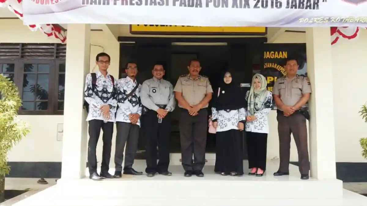 Berkemah Sambil Sosialisasi Karhutla dan Narkoba