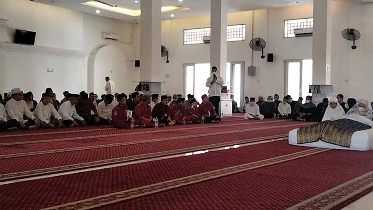 Ribuan Pelayat Terus Berdatangan ke Rumah Duka Almarhum Tabrani Rab