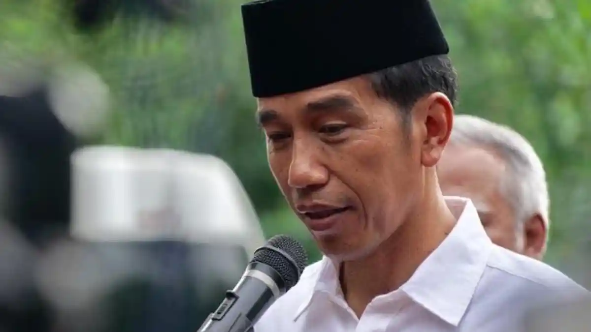 Ini Bukti Jokowi Punya Selera Humor yang Tinggi, Hingga Tertawa Terpingkal-pingkal Dibuatnya