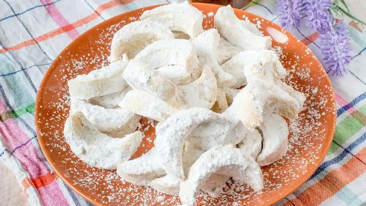 Resep Kue Salju Referensi Kue Lebaran, Lezat dan Ekonomis