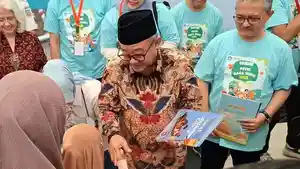 Menteri-Pendidikan-Dasar-dan-Menengah-Abdul-Muti-3210.jpg