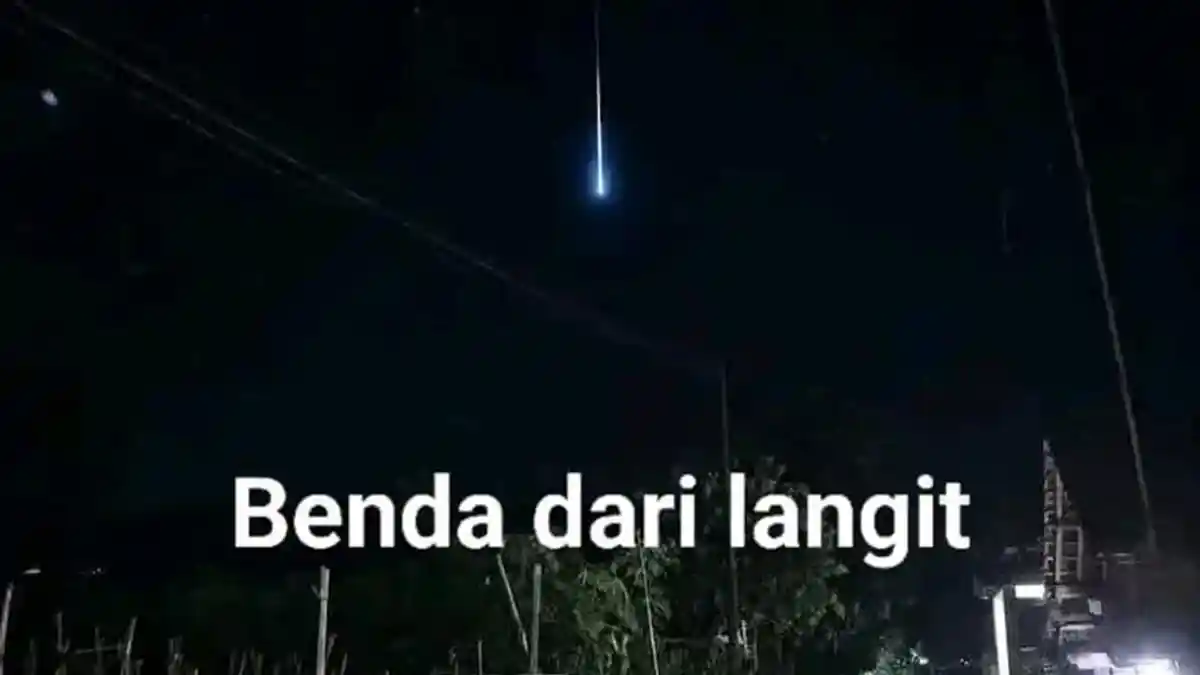 Heboh Cahaya Biru Misterius di Langit Majalengka, BRIN Sebut Meteor Besar Melintasi Pulau Jawa - Tribunjabar.id