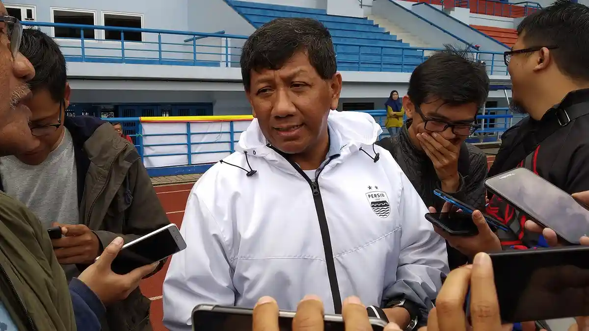 Miljan Radovic Sebut Pemain Asing Asia Akan Datang Hari Ini, Manajemen Sebut Sosok Sudah Ada