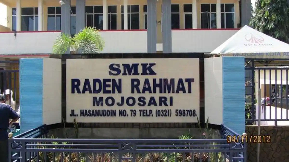 Dana BOS 2026 SMA/SMK di Mojokerto Rp 64,7 Miliar, SMKS Raden Rahmat Mojosari Kelola Rp 3,9 Miliar - Tribunbatam.id