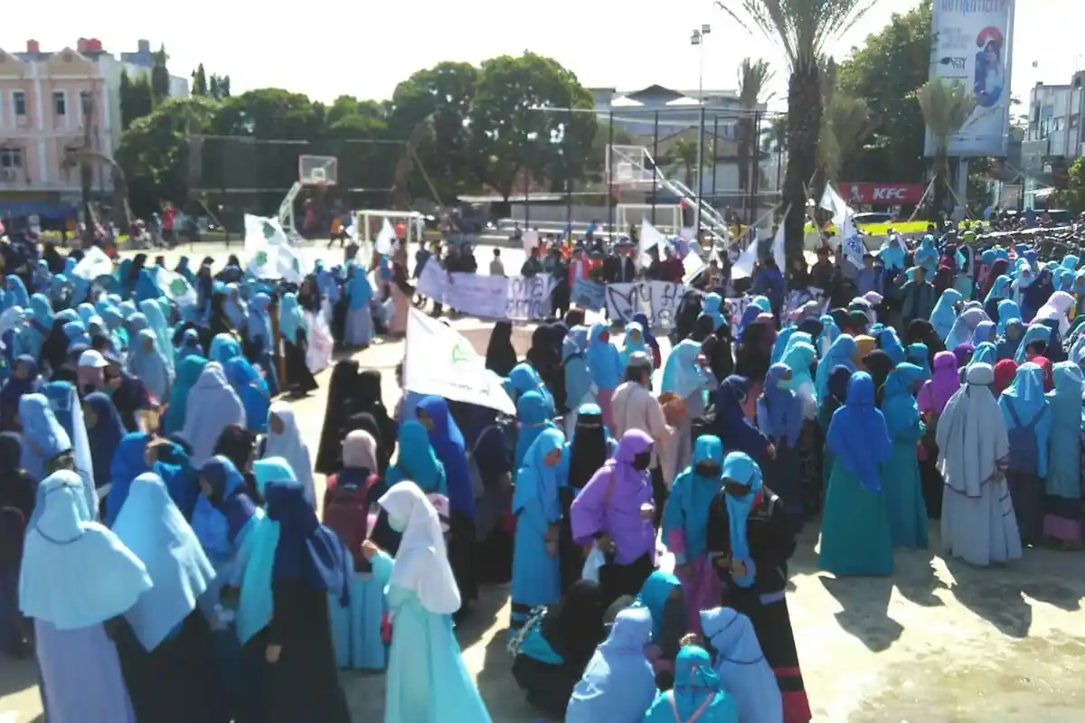 Gerakan Menutup Aurat Ajak Wanita Lampung Hijrah ke Jalan yang Benar