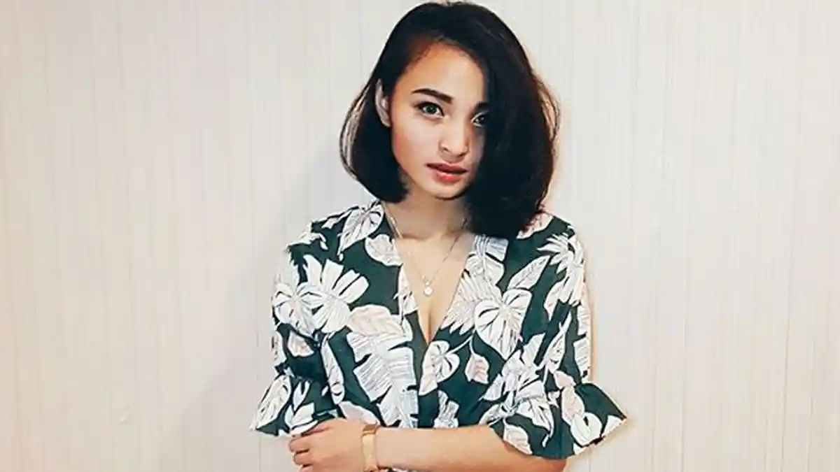 'Miss Nyinyir' Sindir Cowok yang Main Mobile Legends, Revina VT: Seakan Battle Point Bisa Buat KPR