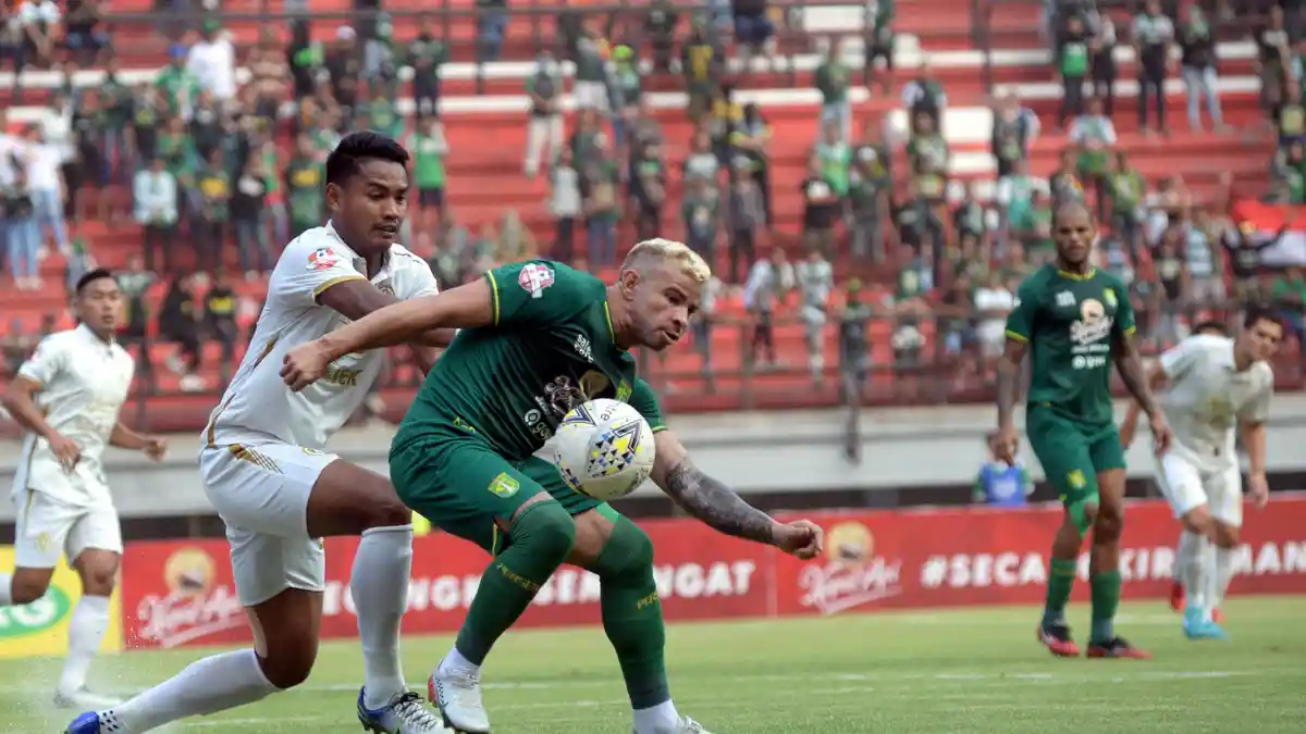 Media Asing Ikut Soroti Kericuhan pada Laga Persebaya Surabaya Vs PSS Sleman
