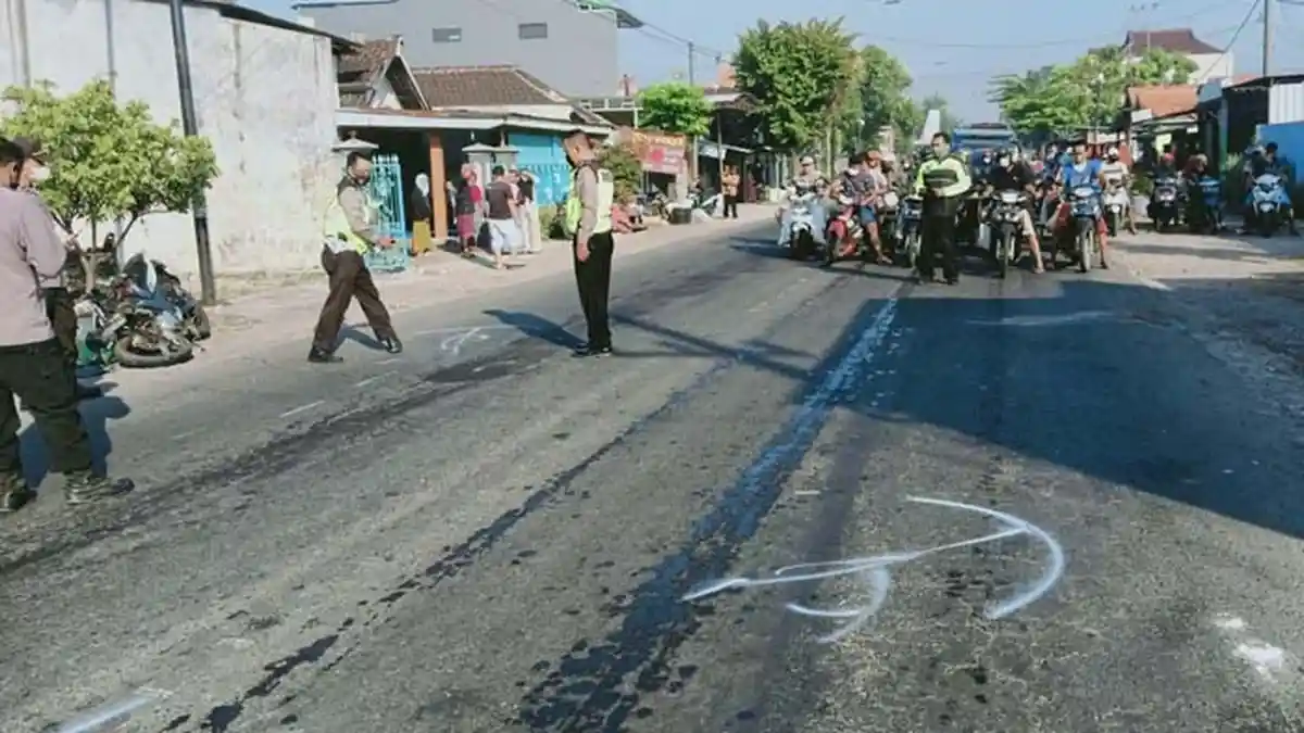 Bermula dari Melawan Arus, Dua Motor di Sidoarjo Terlibat Tabrakan, Seorang Pemuda Tewas