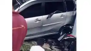 Sebuah-mobil-Toyota-Avanza-wad-Pesidd-jiwa.jpg