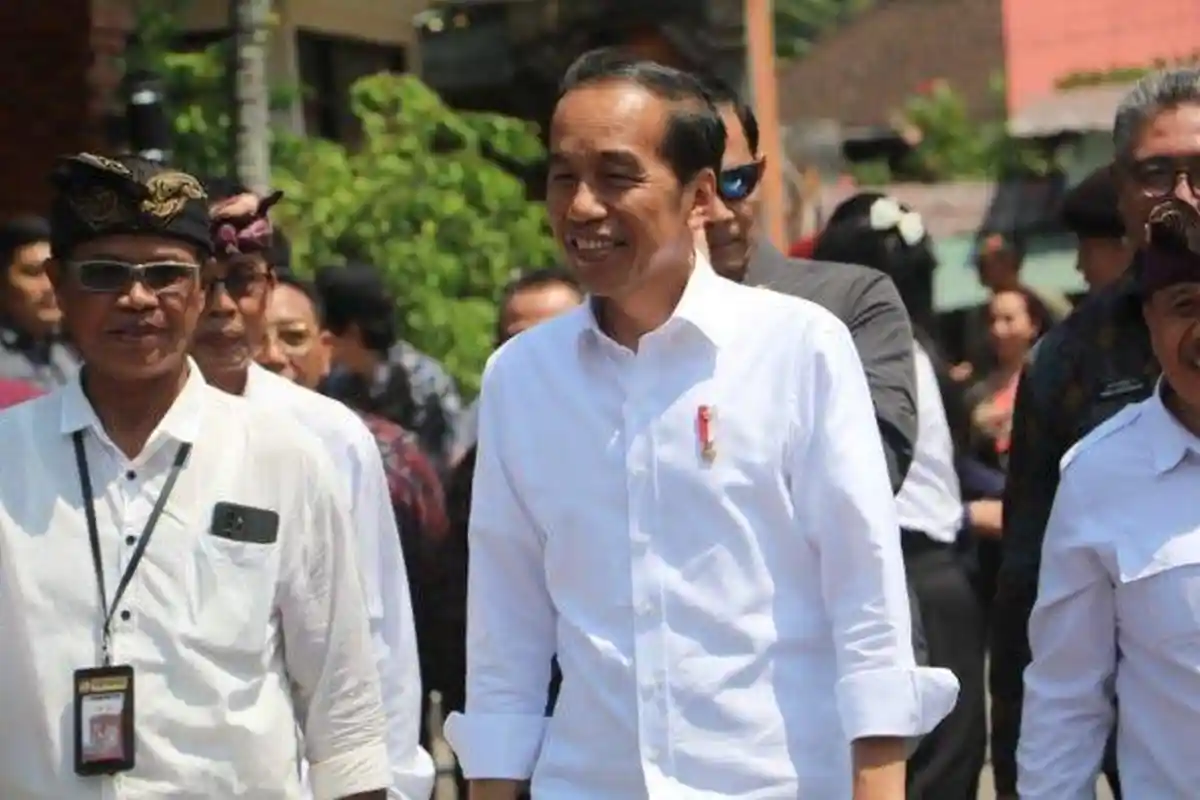 Jokowi Tak Mau Tanggapi Soal PDIP yang Bersedih Ditinggalkan Dirinya Jelang Pilpres 2024