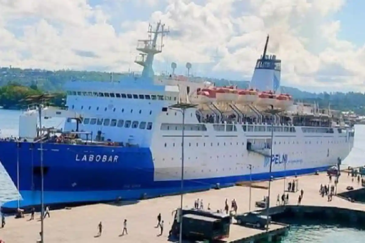 Jadwal Kapal Pelni KM Labobar hingga 13 November 2024, Besok Jayapura-Serui, Surabaya-Balikpapan PP