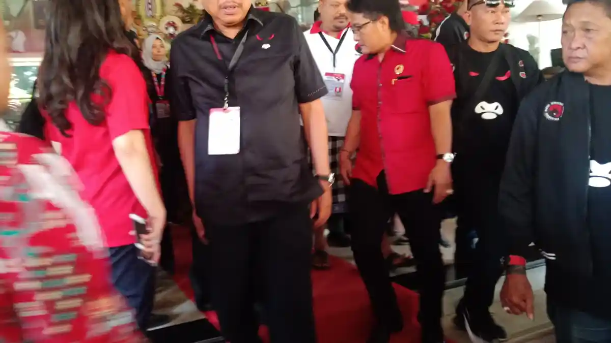 DR Alfons Kimbal Pengamat Politik Unsrat, Olly Akan Bawa Coat Tail Efek di Pilkada Serentak
