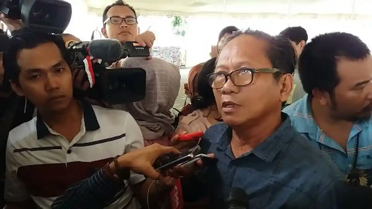 Sutradara Film Gatot Brajamusti Mengaku Tidak Pernah Gunakan Senjata Asli