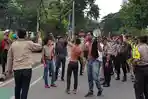 demo-mahasiswa-di-diponegoro-qc.jpg