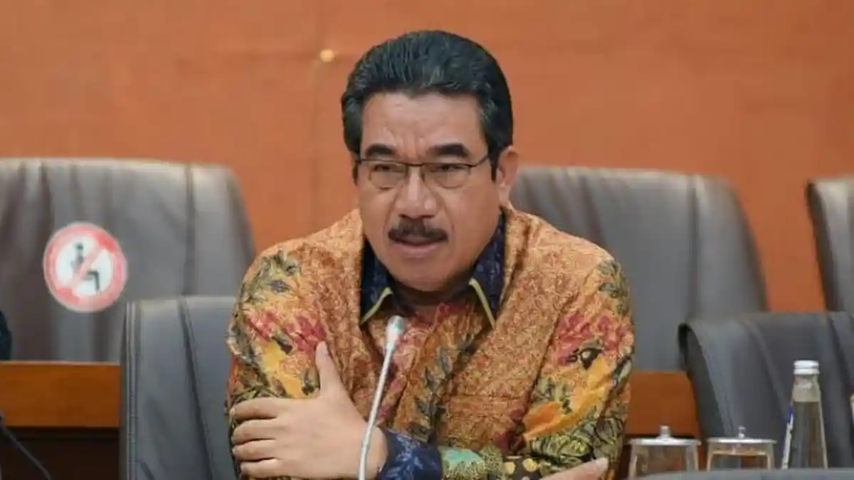 Profil Hendrik Lewerissa, Punya 7 Tanah dan 6 Kendaraan tapi Jadi Gubernur Termiskin se-Indonesia