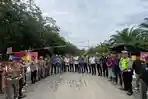 Jadi Lahan Pungli,  Portal Jalan Cor Beton Batu Kuning - Kurup Lubukbatang OKU Dibuka Tim Gabungan