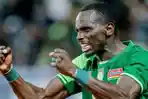 Striker-Persebaya-Flavio-Silva-saat-tampil-bersama-Persebaya-Surabaya.jpg