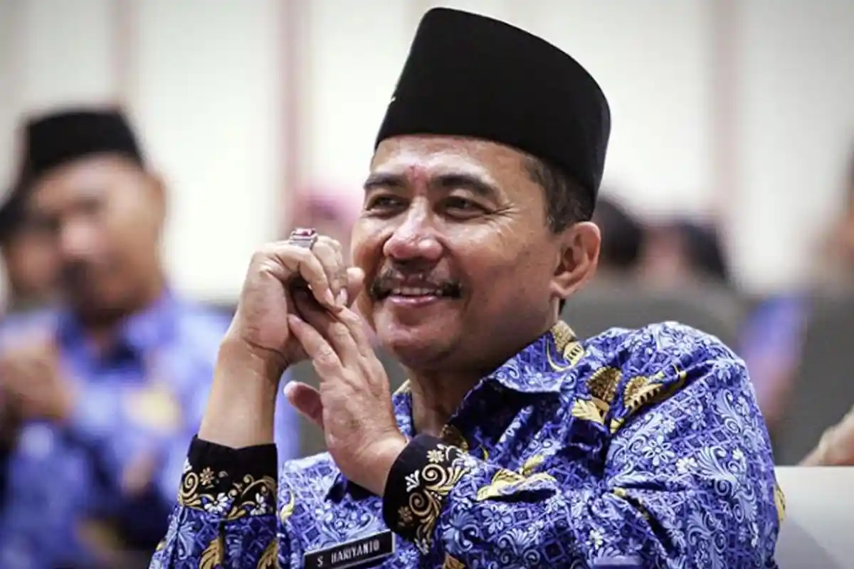 Wali Murid Bisa Melapor Jika Ada Sekolah Nekat Gelar Wisuda, Pemkab Gresik Resmi Melarang