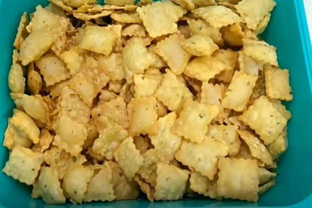 Resep Kue Bawang, Gunakan Kaldu Bubuk Non MSG