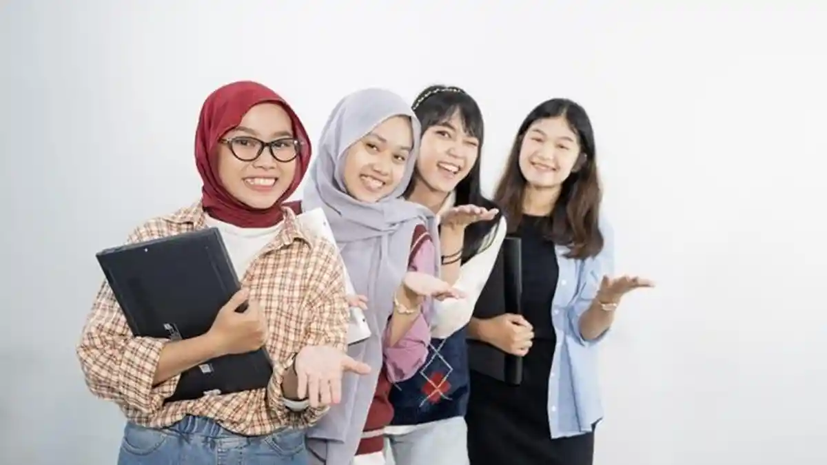 Institut Teknologi Telkom Surabaya Kembangkan Motor Listrik Beserta PV Based Charging Station