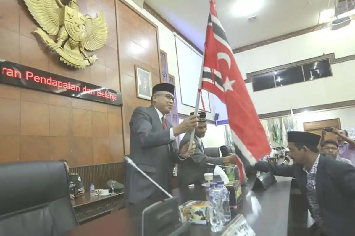 Jelang Milad GAM, Beredar Selebaran Instruksi Naikkan Bendera Bintang Bulan, Ini Penjelasan KPA