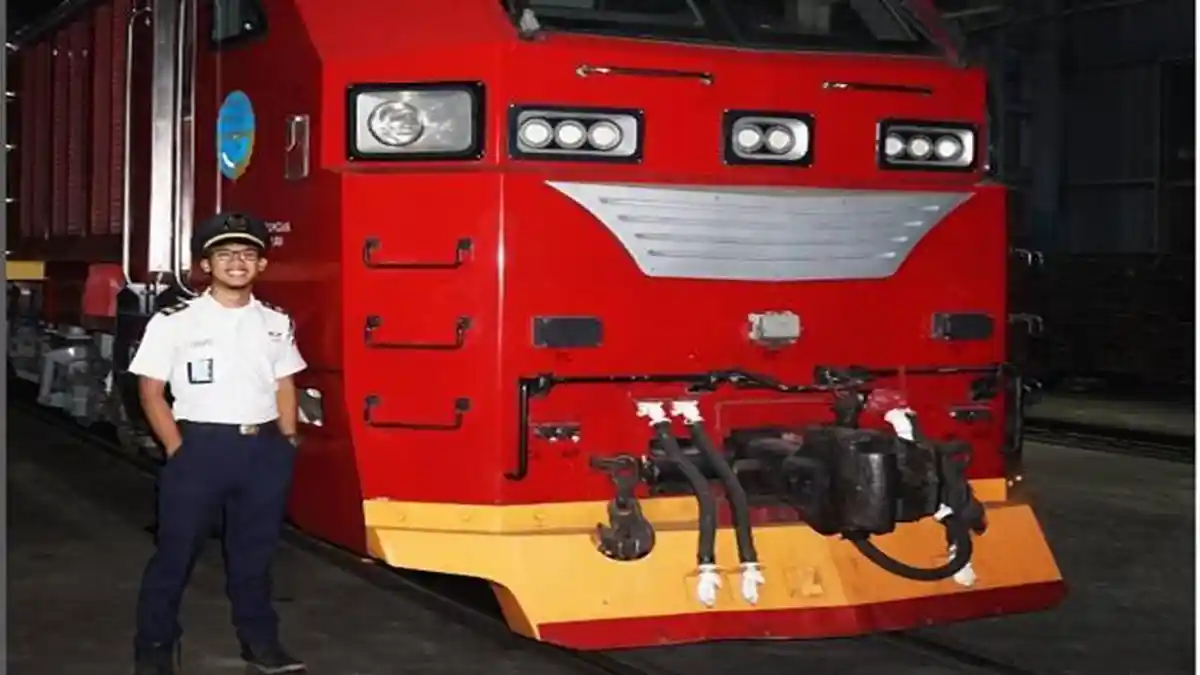 Postingan Terakhir Julian Dwi Setiono, Masinis Kereta Api yang Gugur Bak Pertanda : Hidup Jasadnya