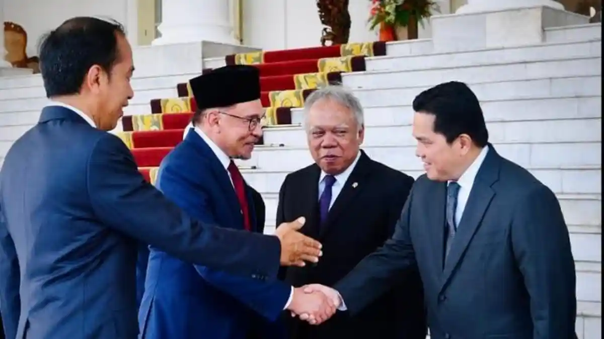 Jokowi dan Anwar Ibrahim Blusukan ke Pasar Malaysia, Ini Momen Saat Bertemu Pedagang Asal Indonesia